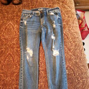 OLD NAVY SKINNY RIPPED JEANS